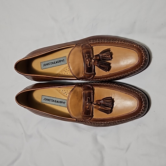 Johnston and Murphy two-tone tassel loafers. - Picture 3 of 8